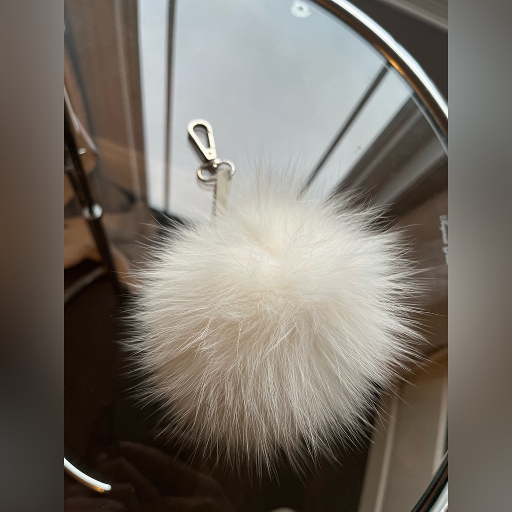 Real fur puff key chain